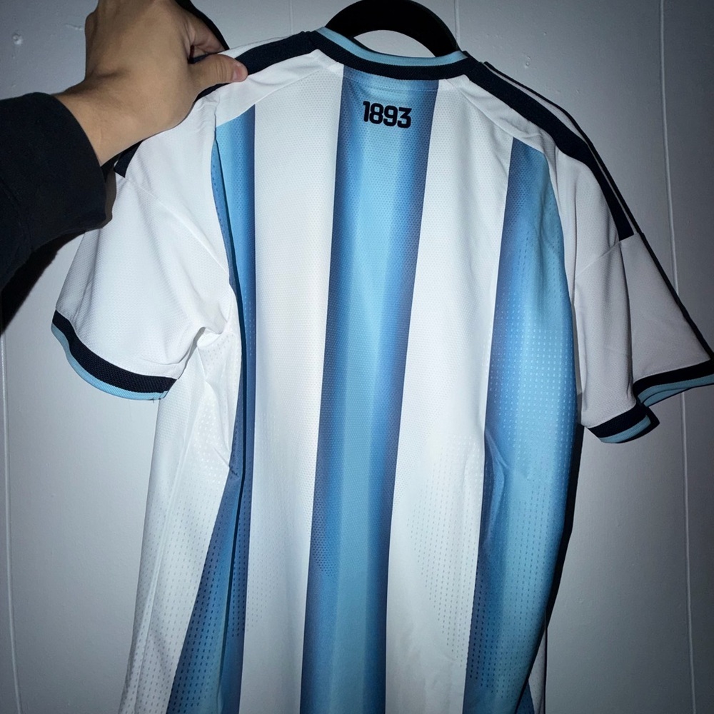 adidas Argentina Light Blue and White Men's futbol Jersey - Picture 5 of 11
